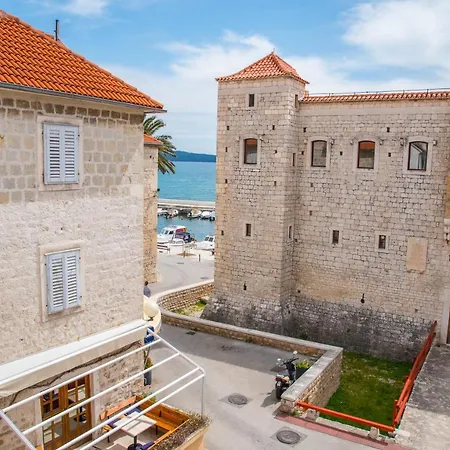 Heritage Vitturi Sea View Villa Kastela
