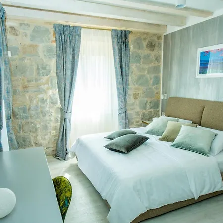Heritage Vitturi Sea View *