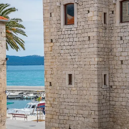 Heritage Vitturi Sea View Вилла Каштела